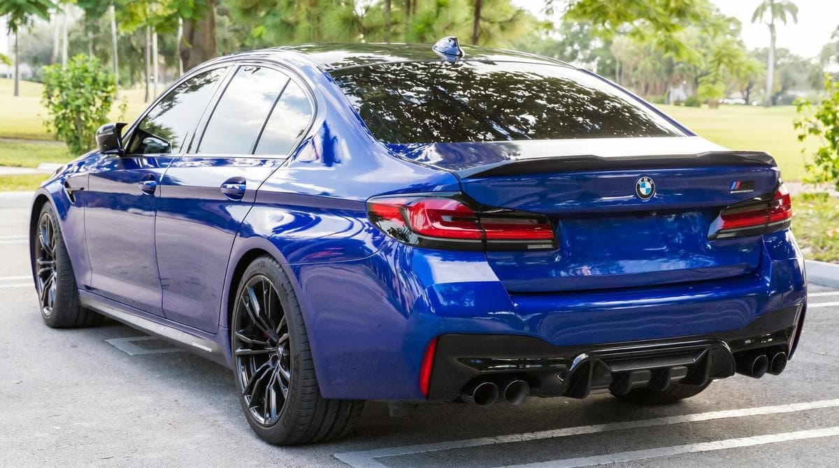 BMW M5 Competition photo 2