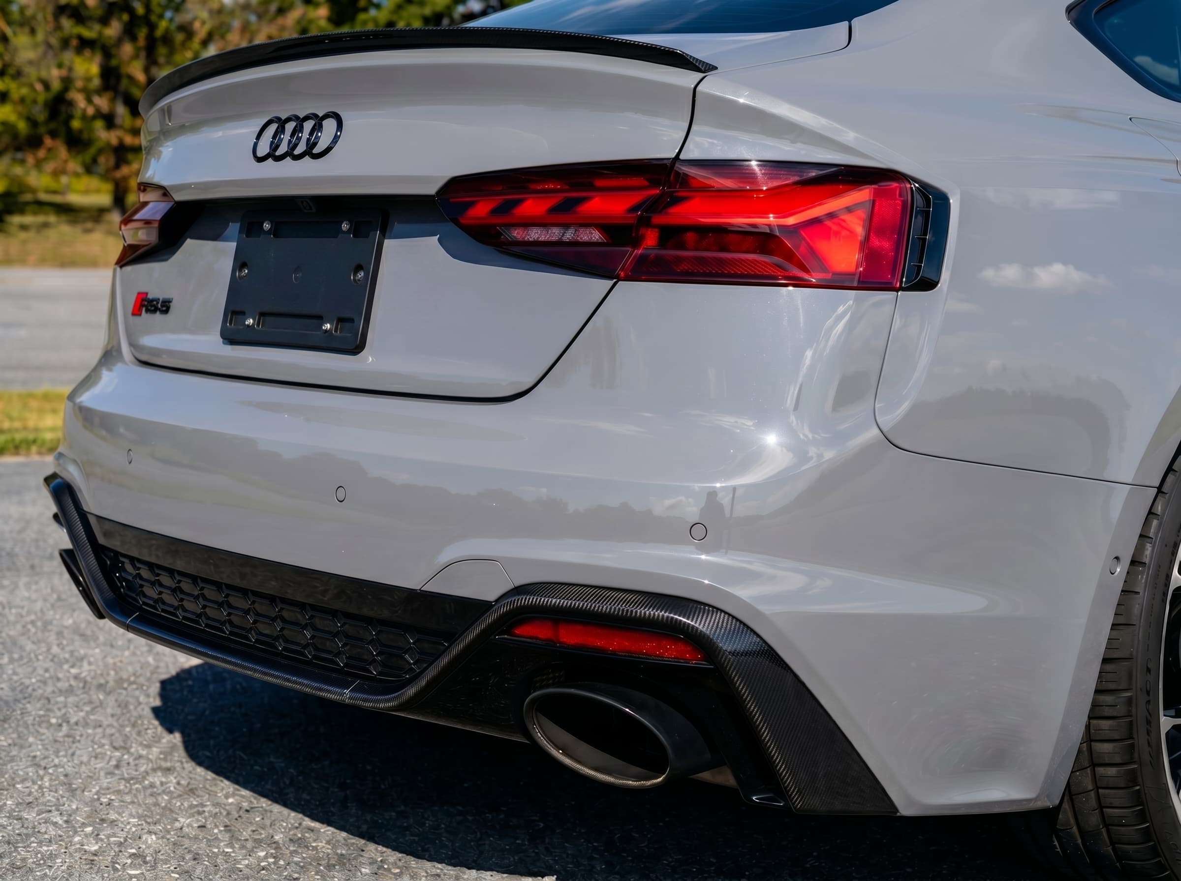 Audi RS5 photo 2