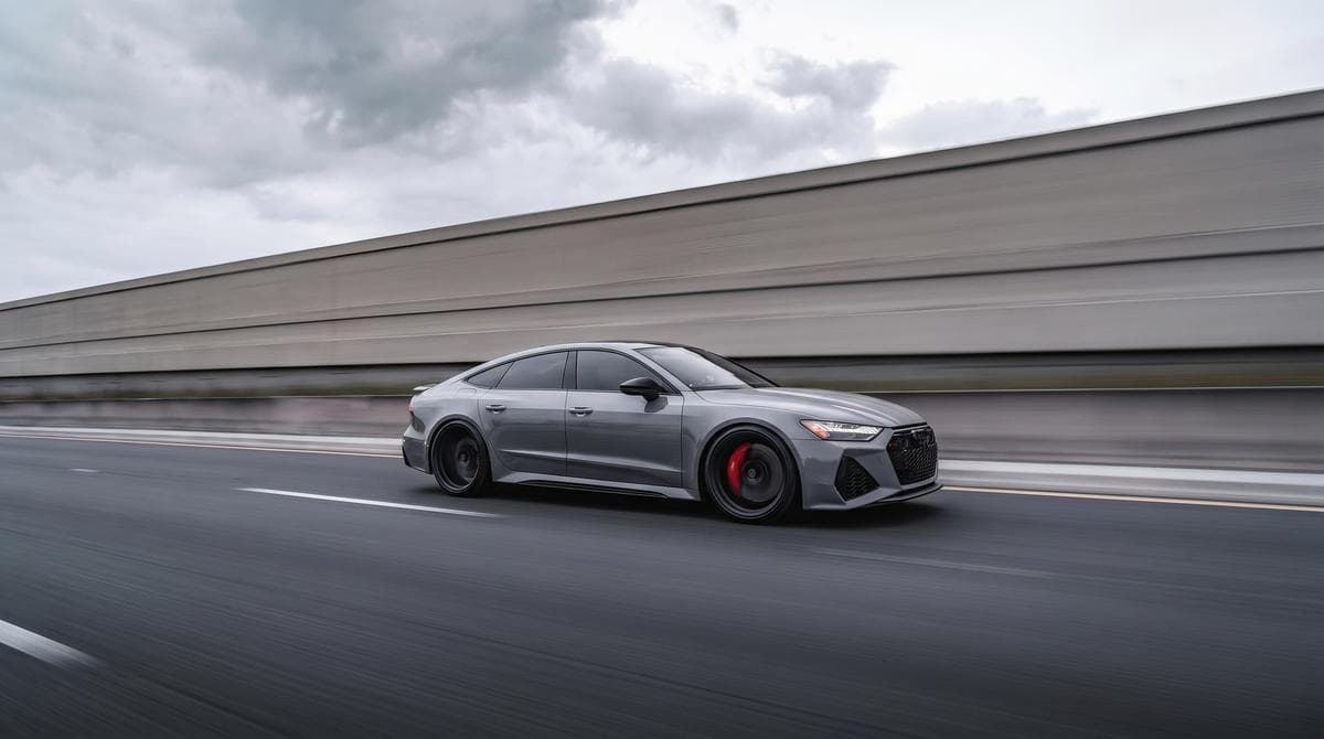 Audi RS7 photo 4