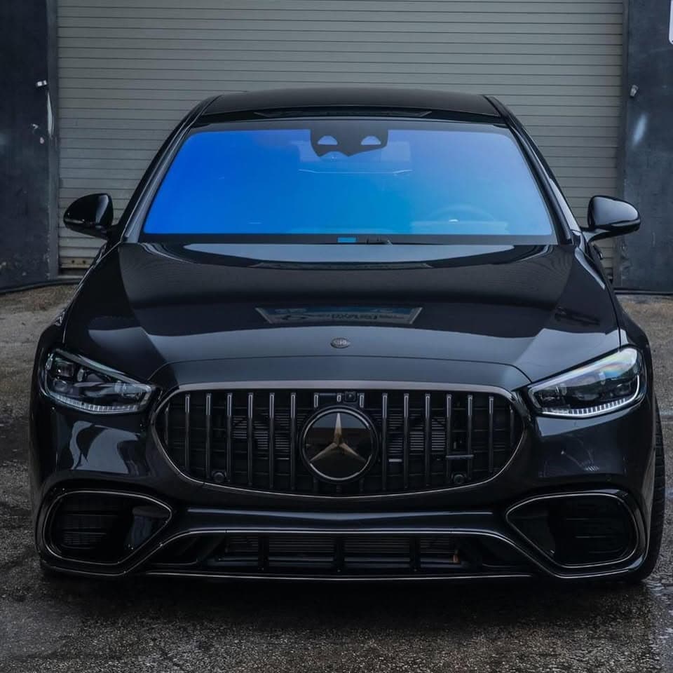 Mercedes-Benz S63 AMG rental Montreal